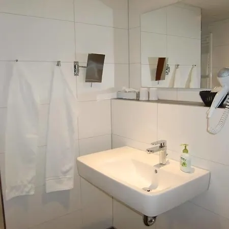 فندق Darstein 4*